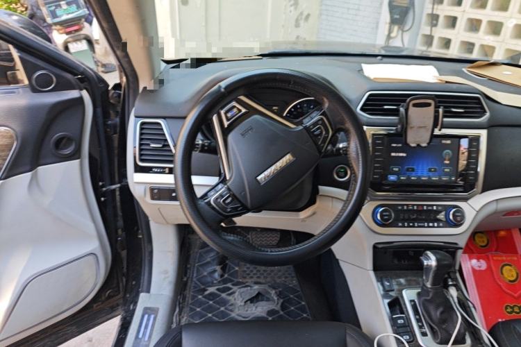 Used Haval H6 Coupe 2015 Blue Label 2.0T Automatic Two-Wheel Drive Prestige Model Steering Wheel