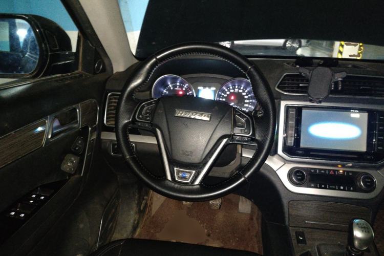 Used Haval H6 Coupe 2015 Blue-Label 2.0T Manual Two-Wheel Drive Prestige Model Steering Wheel