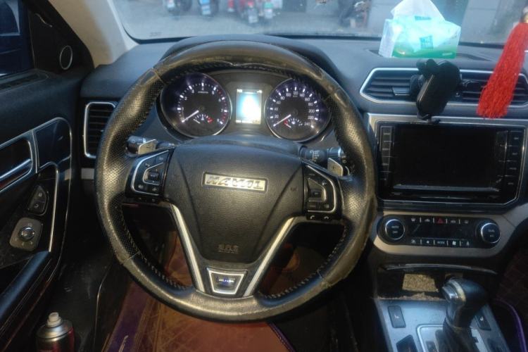 Used Haval H6 Coupe 2015 Blue Label 2.0T Automatic Two-Wheel Drive Prestige Model Steering Wheel