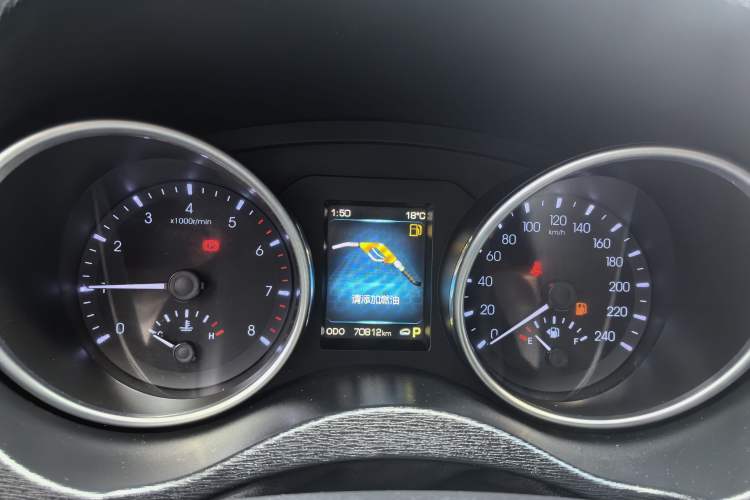 Used Haval H6 Coupe 2015 Blue Label 2.0T Automatic Two-Wheel Drive Elite Model Instrument Cluster