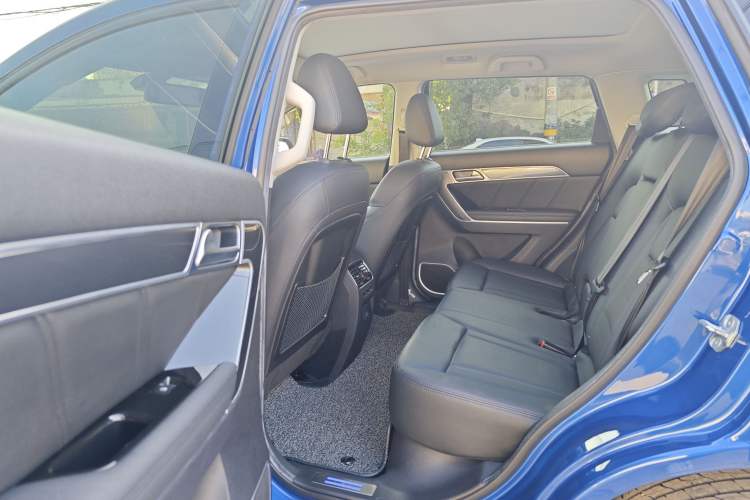 Used Haval H6 Coupe 2015 Blue-Label 2.0T Manual Two-Wheel Drive Prestige Model Interior 6