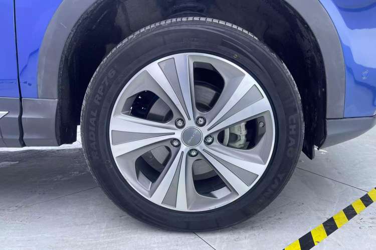 Used Haval H6 Coupe 2015 Blue Label 2.0T Automatic Two-Wheel Drive Elite Model Left Front Wheel Hub