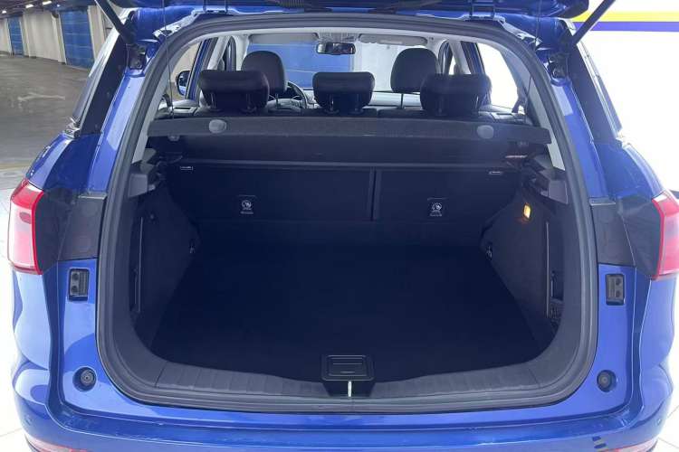 Used Haval H6 Coupe 2015 Blue Label 2.0T Automatic Two-Wheel Drive Elite Model Trunk