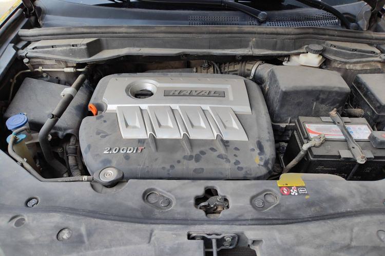 Used Haval H6 Coupe 2015 Blue Label 2.0T Manual Two-Wheel-Drive Elite Model Engine Bay
