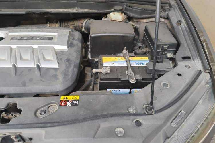 Used Haval H6 Coupe 2015 Blue Label 2.0T Automatic Two-Wheel Drive Elite Model Engine Bay Left