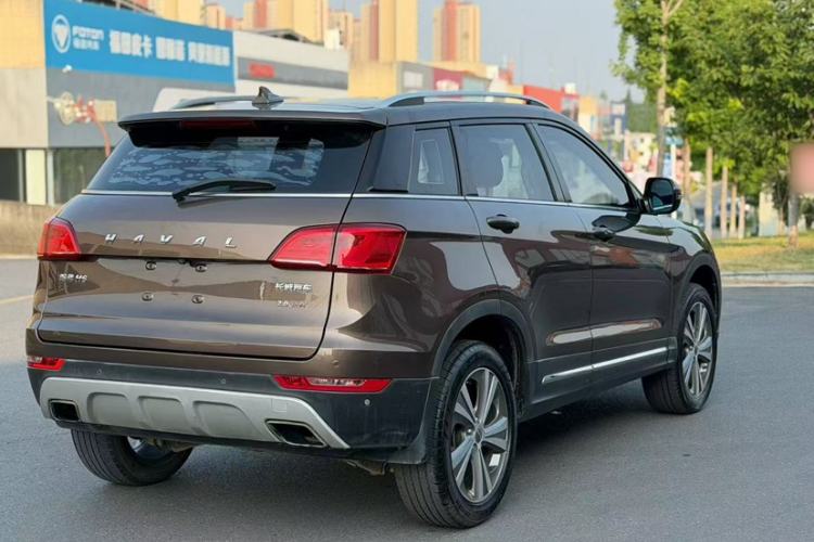 Used Haval H6 Coupe 2015 Blue Label 2.0T Manual Two-Wheel-Drive Elite Model Exterior 4