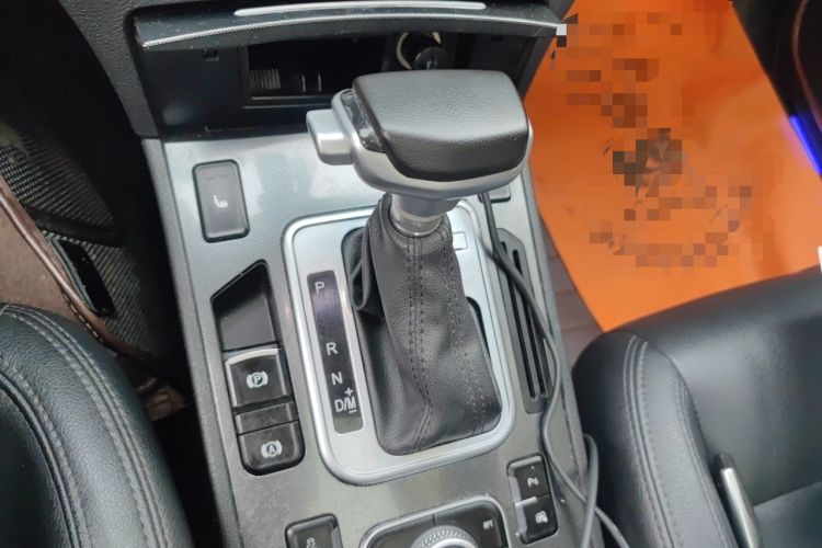 Used Haval H6 Coupe 2015 Blue Label 2.0T Automatic Two-Wheel Drive Prestige Model Gear Lever