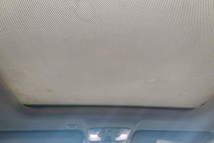 Used Haval H6 Coupe 2015 Blue Label 2.0T Automatic Two-Wheel Drive Elite Model Headliner