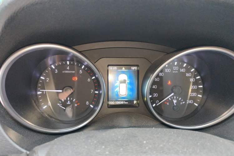 Used Haval H6 Coupe 2015 Blue Label 2.0T Automatic Two-Wheel Drive Elite Model Instrument Cluster