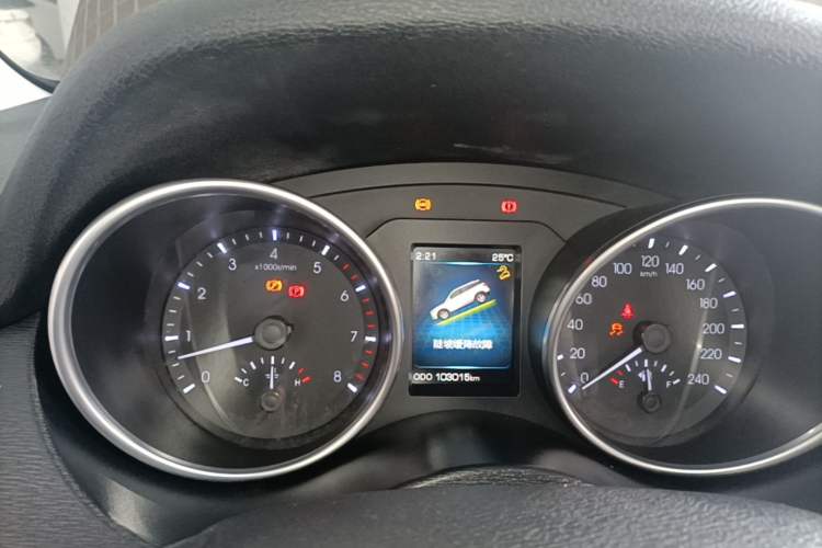 Used Haval H6 Coupe 2015 Blue Label 2.0T Manual Two-Wheel-Drive Elite Model Instrument Cluster