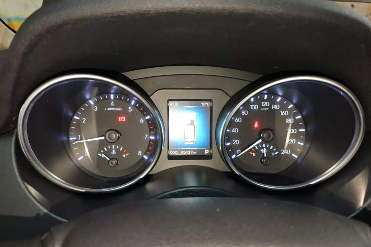 Used Haval H6 Coupe 2015 Blue Label 2.0T Automatic Two-Wheel Drive Elite Model Instrument Cluster