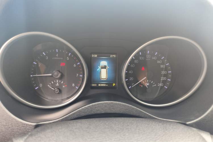 Used Haval H6 Coupe 2015 Blue Label 2.0T Automatic Two-Wheel Drive Elite Model Instrument Cluster