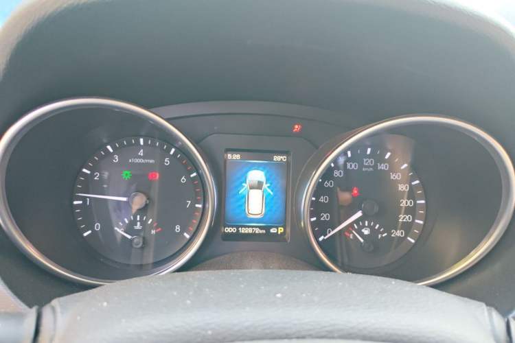 Used Haval H6 Coupe 2015 Blue Label 2.0T Automatic Two-Wheel Drive Prestige Model Instrument Cluster