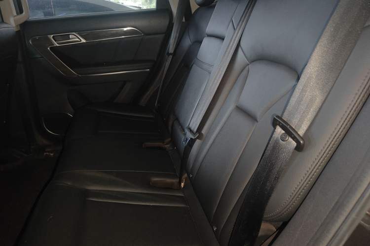 Used Haval H6 Coupe 2015 Blue Label 2.0T Automatic Two-Wheel Drive Elite Model Interior 1