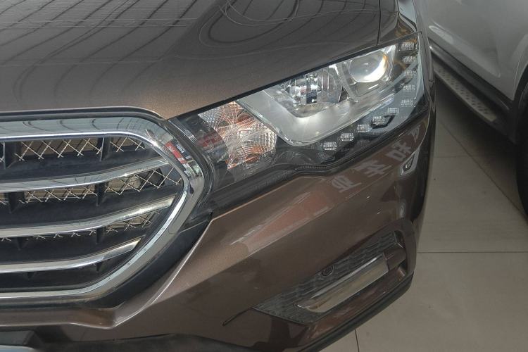 Used Haval H6 Coupe 2015 Blue Label 2.0T Automatic Two-Wheel Drive Elite Model Left Front Headlight