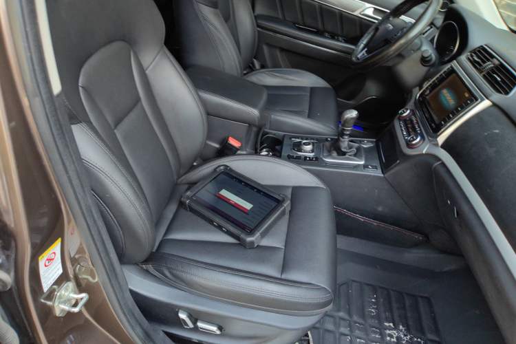 Used Haval H6 Coupe 2015 Blue Label 2.0T Manual Two-Wheel-Drive Elite Model Right Front Seat