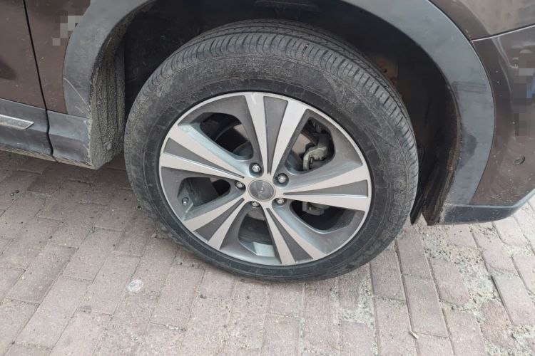 Used Haval H6 Coupe 2015 Blue Label 2.0T Automatic Two-Wheel Drive Prestige Model Right Front Wheel Hub