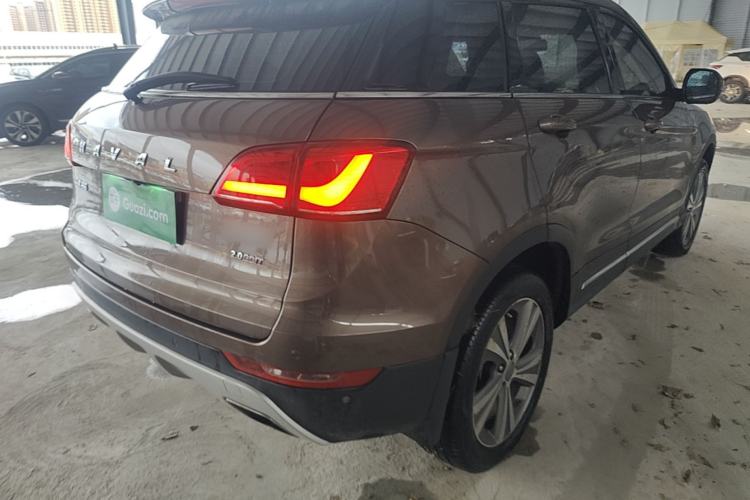 Used Haval H6 Coupe 2015 Blue Label 2.0T Automatic Two-Wheel Drive Prestige Model Right Rear Taillight