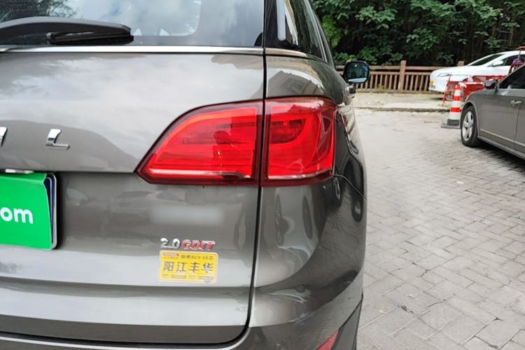 Used Haval H6 Coupe 2015 Blue Label 2.0T Automatic Two-Wheel Drive Elite Model Right Rear Taillight