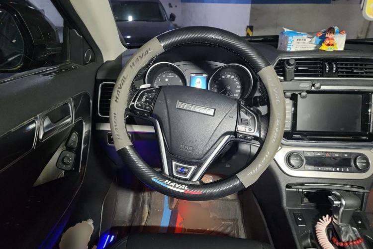 Used Haval H6 Coupe 2015 Blue Label 2.0T Automatic Two-Wheel Drive Elite Model Steering Wheel