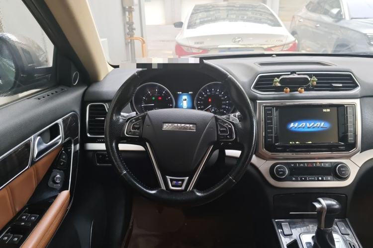 Used Haval H6 Coupe 2015 Blue Label 2.0T Automatic Two-Wheel Drive Elite Model Steering Wheel