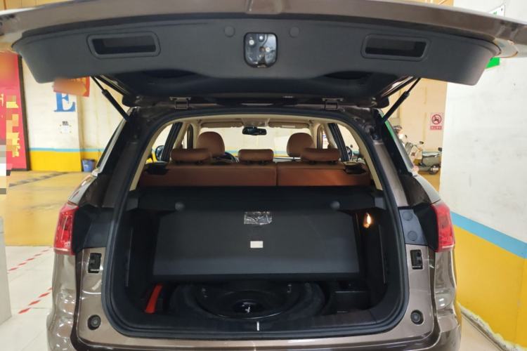 Used Haval H6 Coupe 2015 Blue Label 2.0T Automatic Two-Wheel Drive Elite Model Trunk