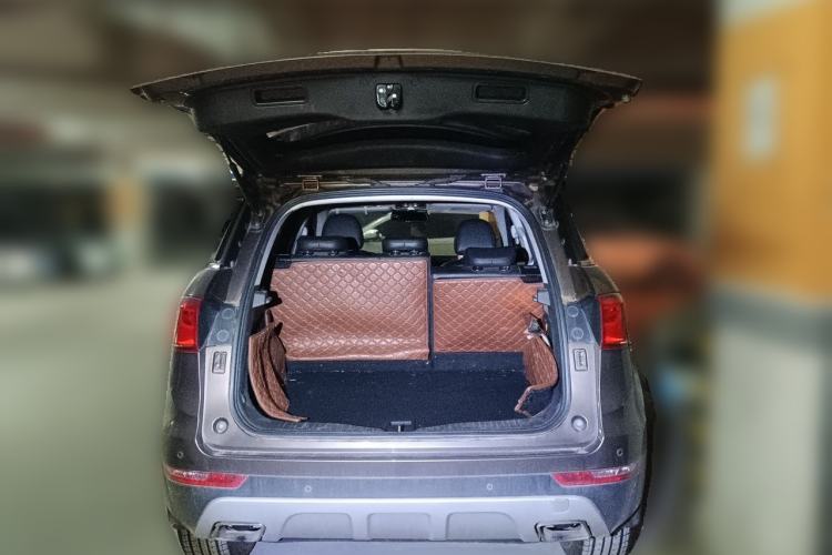 Used Haval H6 Coupe 2015 Blue Label 2.0T Automatic Two-Wheel Drive Prestige Model Trunk
