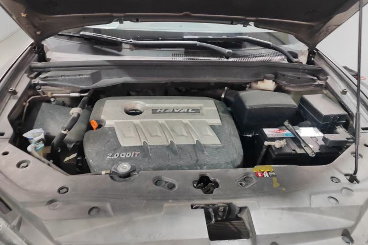 Used Haval H6 Coupe 2015 Blue Label 2.0T Automatic Two-Wheel Drive Elite Model Engine Bay