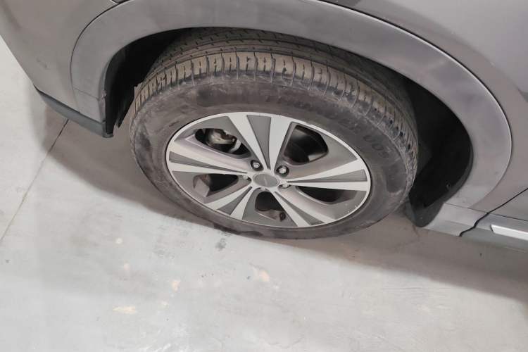 Used Haval H6 Coupe 2015 Blue Label 2.0T Automatic Two-Wheel Drive Elite Model Left Front Wheel Hub