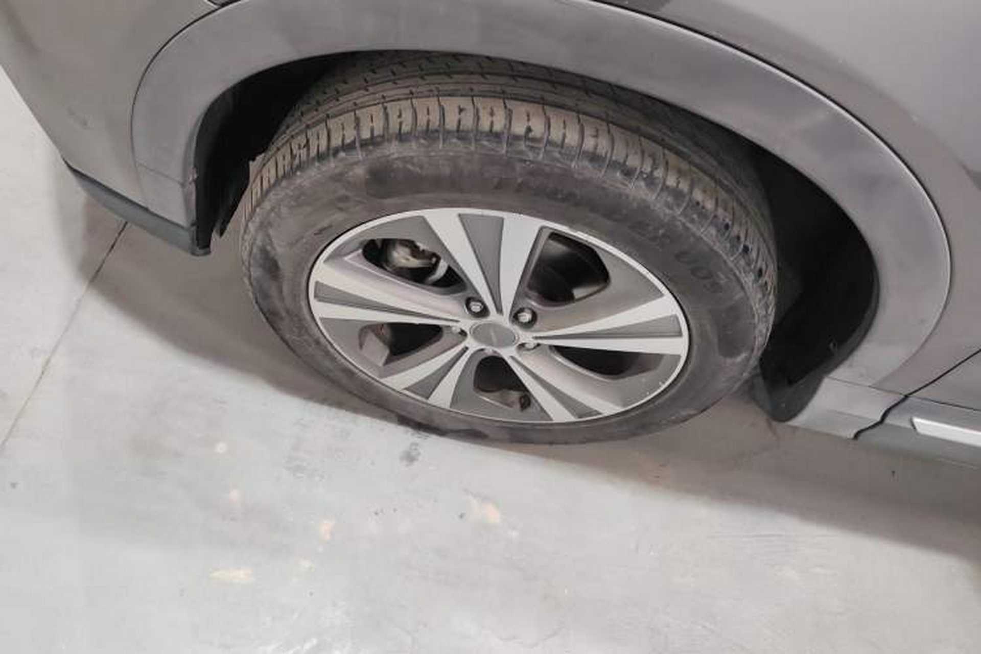 Used Haval H6 Coupe 2015 Blue Label 2.0T Automatic Two-Wheel Drive Elite Model Left Front Wheel Hub