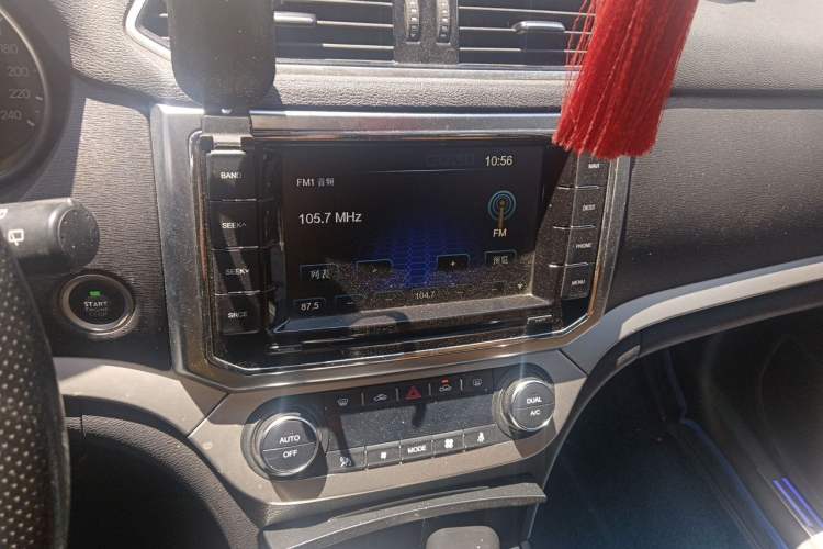 Used Haval H6 Coupe 2015 Blue Label 2.0T Manual Two-Wheel-Drive Elite Model Audio And AC Panel