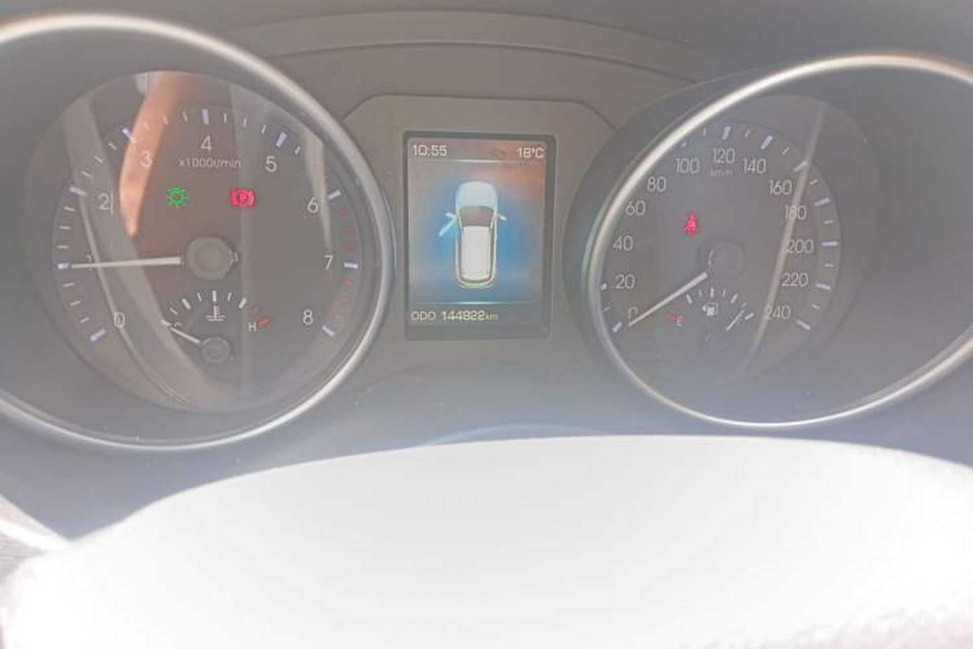 Used Haval H6 Coupe 2015 Blue Label 2.0T Manual Two-Wheel-Drive Elite Model Odometer Close Up