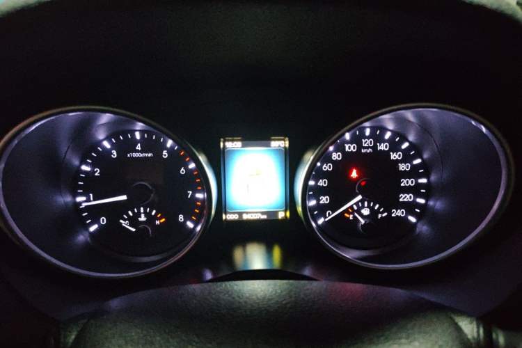 Used Haval H6 Coupe 2015 Blue Label 2.0T Automatic Two-Wheel Drive Elite Model Instrument Cluster