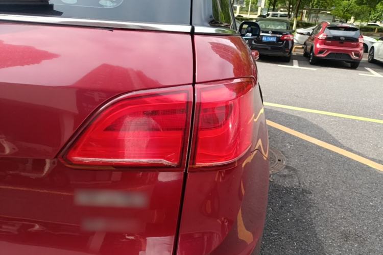 Used Haval H6 Coupe 2015 Blue Label 2.0T Automatic Two-Wheel Drive Elite Model Right Rear Taillight