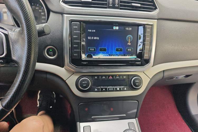 Used Haval H6 Coupe 2015 Blue-Label 2.0T Manual Two-Wheel Drive Prestige Model Audio And AC Panel