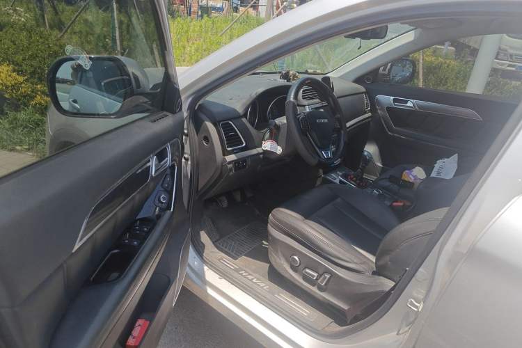 Used Haval H6 Coupe 2015 Blue Label 2.0T Manual Two-Wheel-Drive Elite Model Driver Seat
