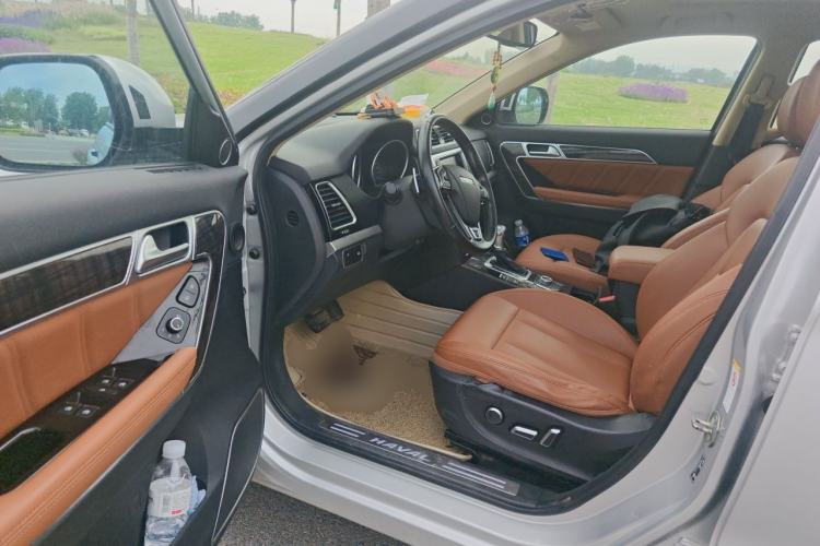 Used Haval H6 Coupe 2015 Blue Label 2.0T Automatic Two-Wheel Drive Prestige Model Driver Seat