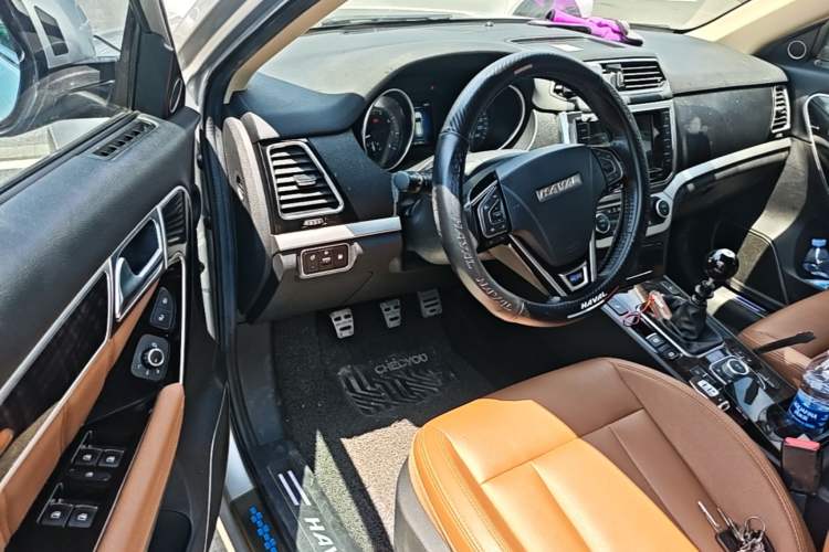 Used Haval H6 Coupe 2015 Blue Label 2.0T Manual Two-Wheel-Drive Elite Model Driver Seat