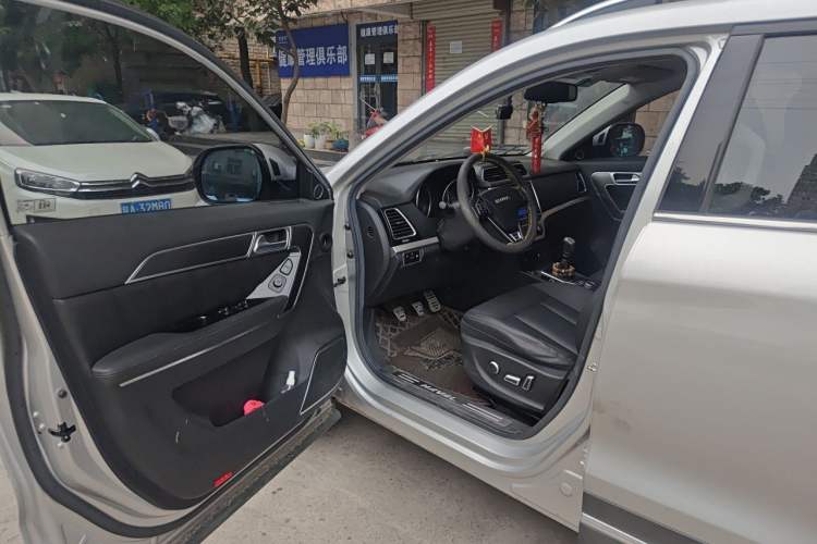 Used Haval H6 Coupe 2015 Blue Label 2.0T Manual Two-Wheel-Drive Elite Model Driver Seat