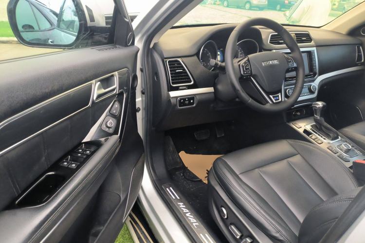 Used Haval H6 Coupe 2015 Blue Label 2.0T Automatic Two-Wheel Drive Elite Model Driver Seat