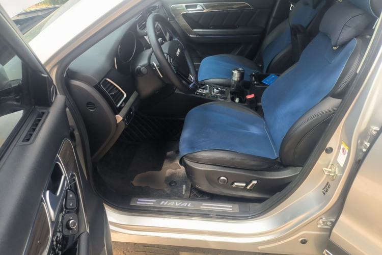 Used Haval H6 Coupe 2015 Blue Label 2.0T Automatic Two-Wheel Drive Prestige Model Driver Seat