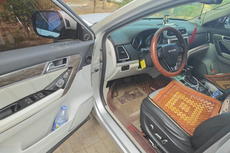 Used Haval H6 Coupe 2015 Blue Label 2.0T Automatic Two-Wheel Drive Prestige Model Driver Seat