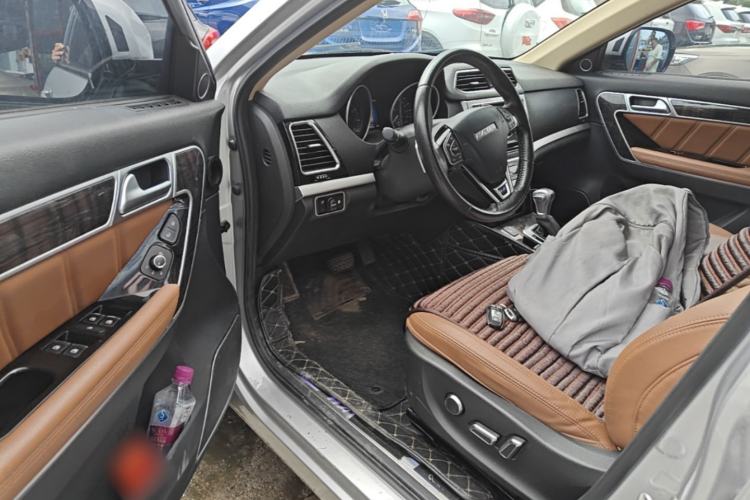 Used Haval H6 Coupe 2015 Blue Label 2.0T Automatic Two-Wheel Drive Prestige Model Driver Seat