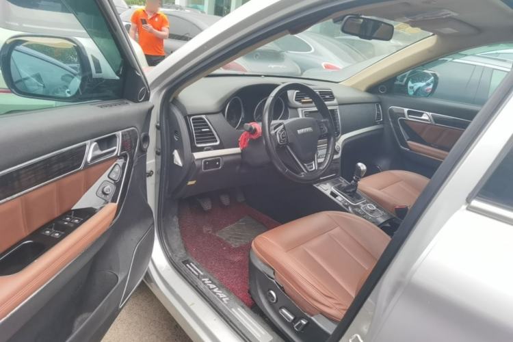 Used Haval H6 Coupe 2015 Blue-Label 2.0T Manual Two-Wheel Drive Prestige Model Driver Seat