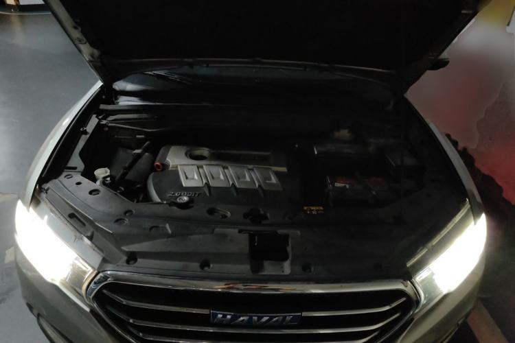 Used Haval H6 Coupe 2015 Blue Label 2.0T Automatic Two-Wheel Drive Prestige Model Engine Bay