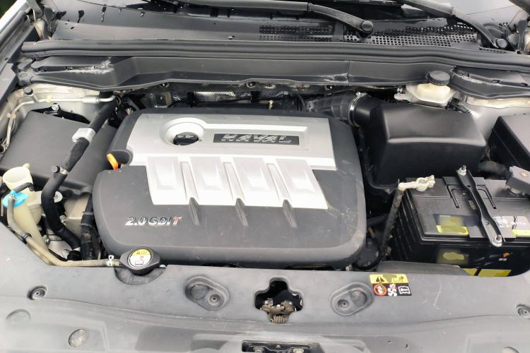 Used Haval H6 Coupe 2015 Blue Label 2.0T Automatic Two-Wheel Drive Elite Model Engine Bay