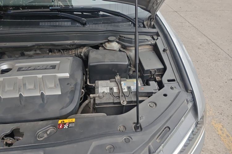 Used Haval H6 Coupe 2015 Blue Label 2.0T Manual Two-Wheel-Drive Elite Model Engine Bay Left