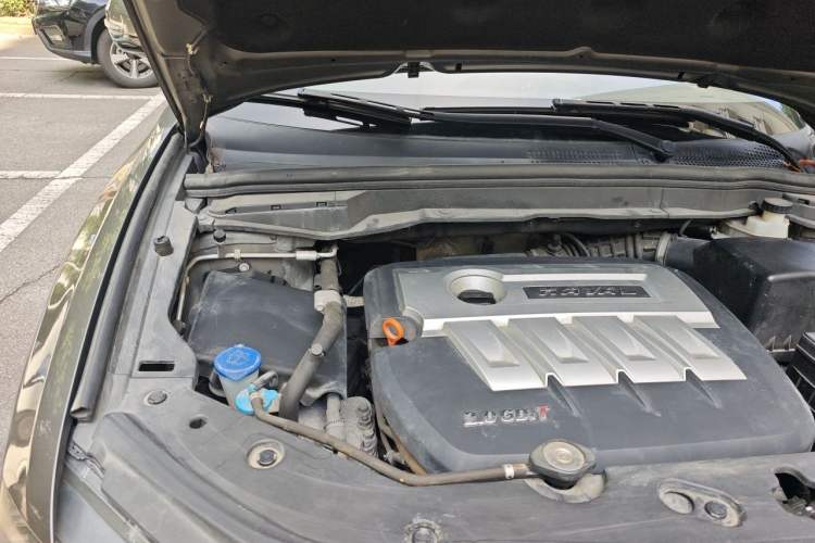 Used Haval H6 Coupe 2015 Blue-Label 2.0T Manual Two-Wheel Drive Prestige Model Engine Bay Right