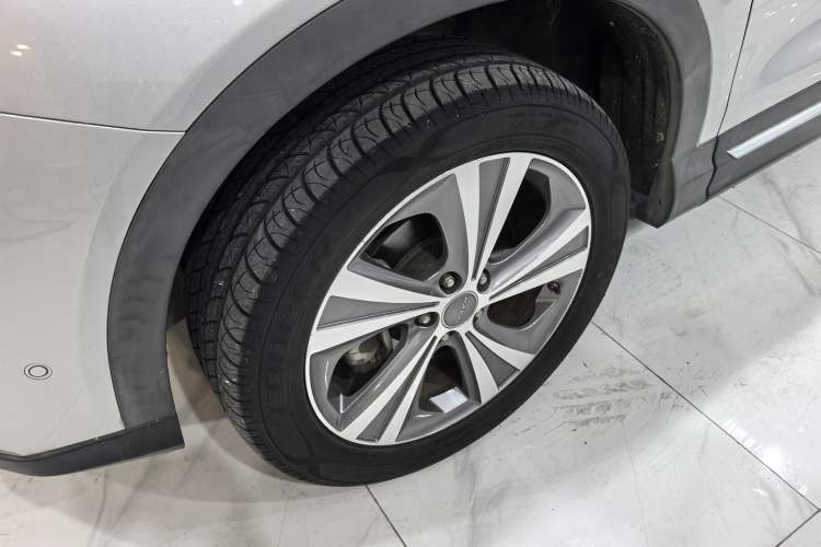 Used Haval H6 Coupe 2015 Blue Label 2.0T Automatic Two-Wheel Drive Elite Model Exterior 6