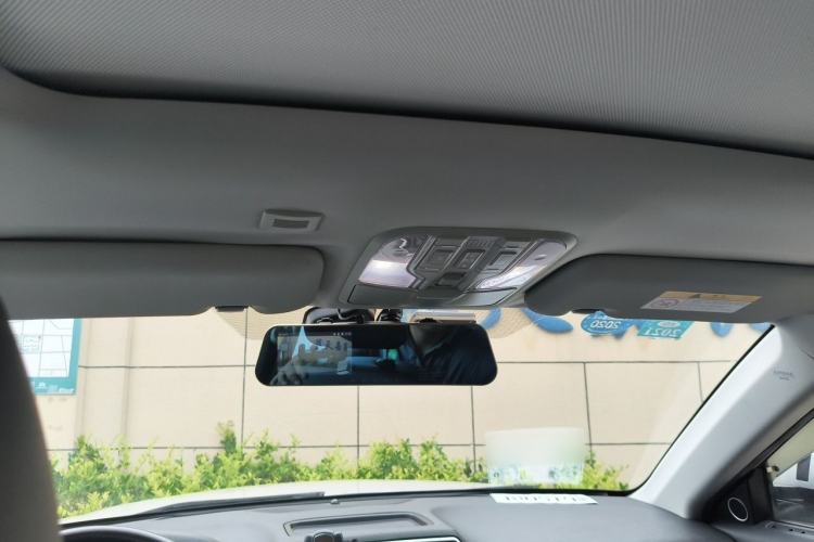 Used Haval H6 Coupe 2015 Blue Label 2.0T Automatic Two-Wheel Drive Elite Model Headliner